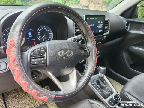 Hyundai Venue