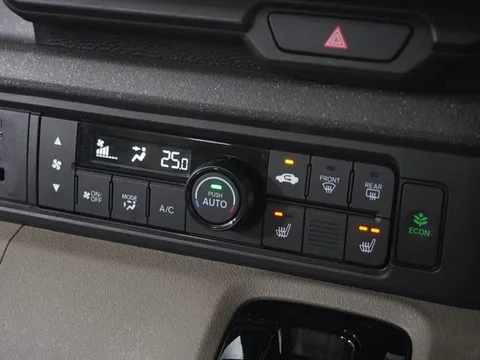 Honda N-BOX Joy