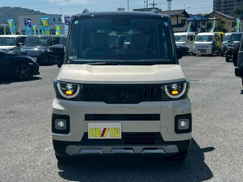 Mitsubishi Delica Mini