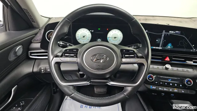 Hyundai Elantra (Avante)
