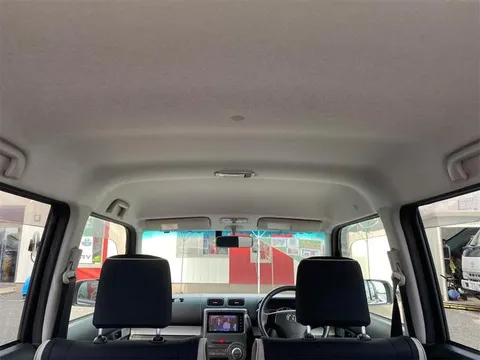 Toyota Pixis Space