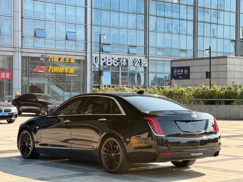 Cadillac CT6