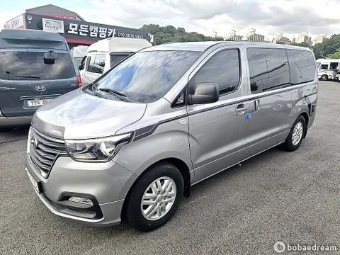 Hyundai Grand Starex