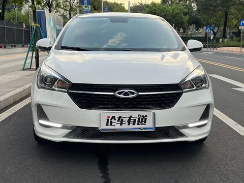 Chery Arrizo 5
