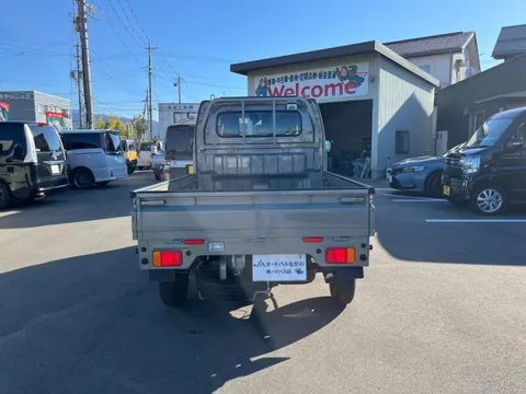 Nissan Clipper Truck