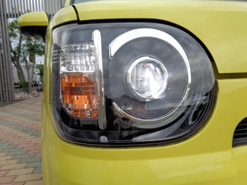 Daihatsu Mira Tocot