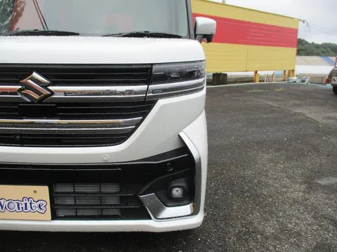 Suzuki Spacia Custom