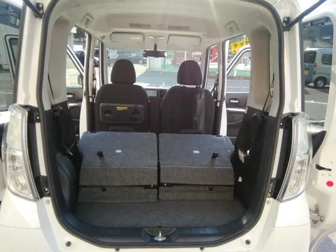 Mitsubishi eK Space Custom