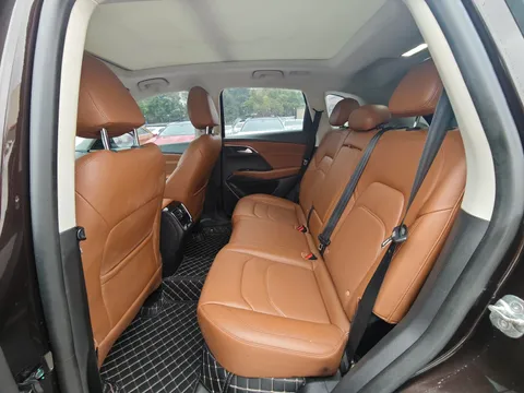 Borgward BX7