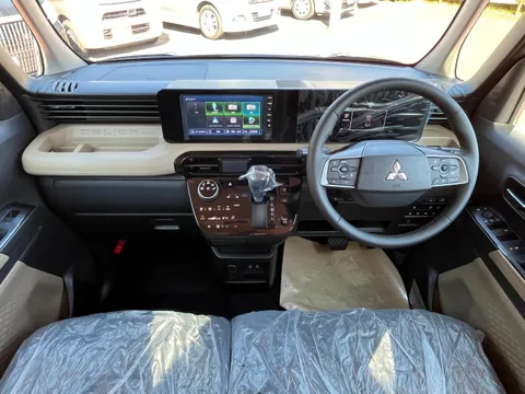 Mitsubishi Delica Mini