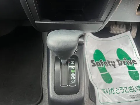 Nissan KIX
