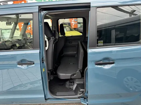 Suzuki Spacia Base
