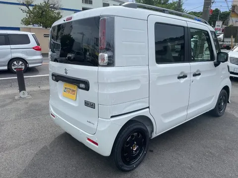 Suzuki Spacia Base