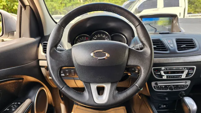 Renault SM3