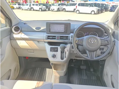 Toyota Pixis Joy