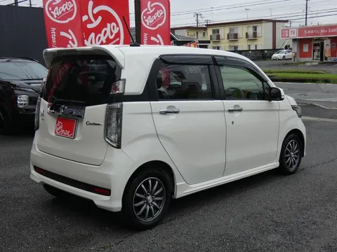 Honda N-WGN Custom
