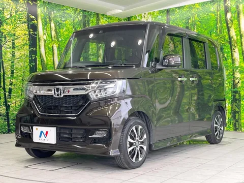 Honda N-BOX Custom