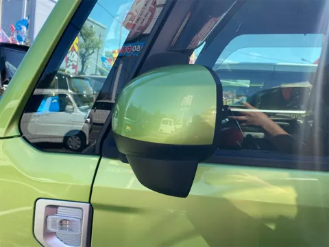 Toyota Pixis Mega