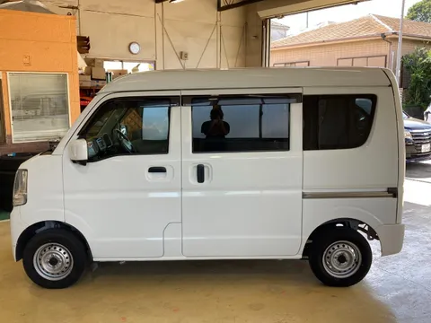 Nissan Clipper