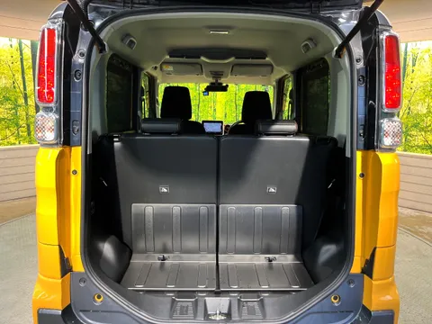 Suzuki Spacia Gear