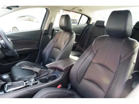 Mazda Mazda3 (Axela)