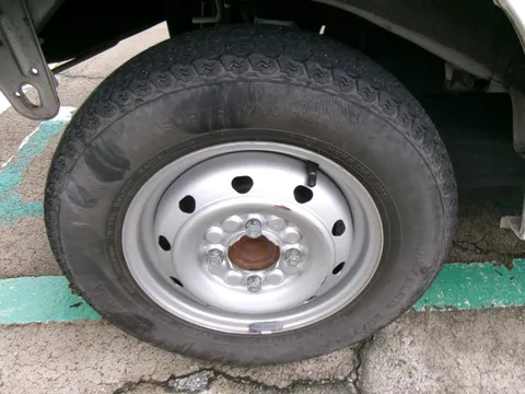 Mitsubishi Minicab Van