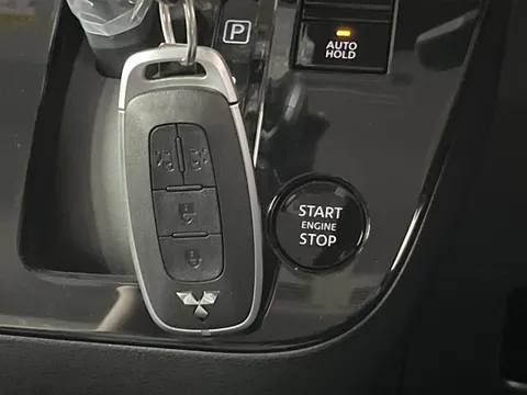Mitsubishi Delica Mini