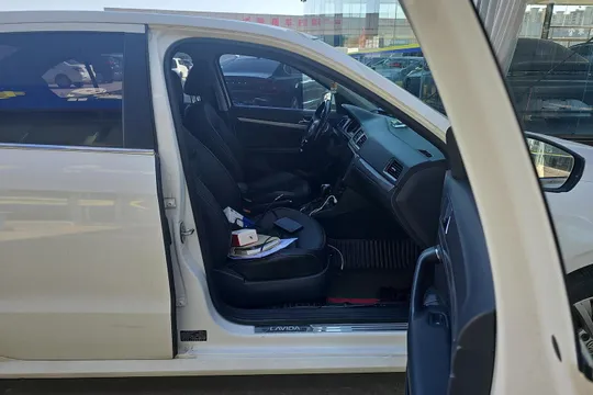 Volkswagen Lavida