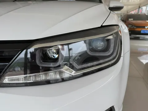 Volkswagen Lamando