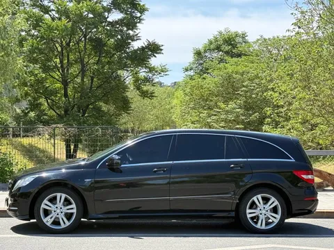 Mercedes-Benz R-Class