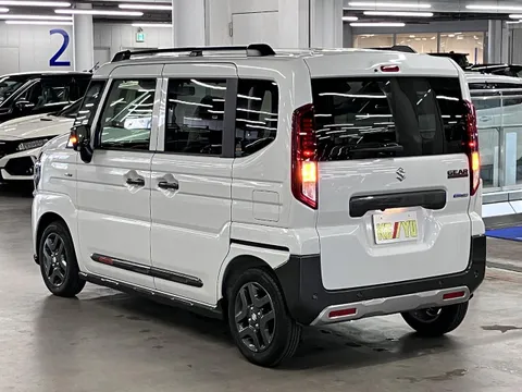 Suzuki Spacia Gear