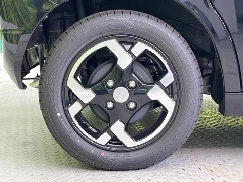 Mitsubishi Delica Mini