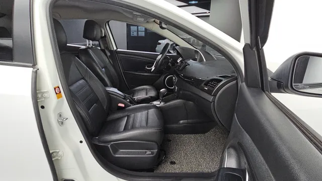 Renault SM3