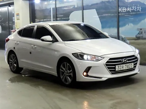Hyundai Elantra (Avante)