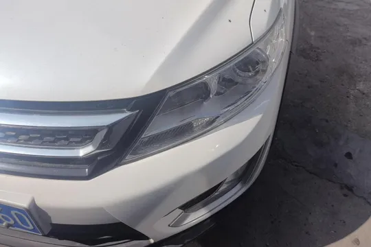 Dongfeng AX3