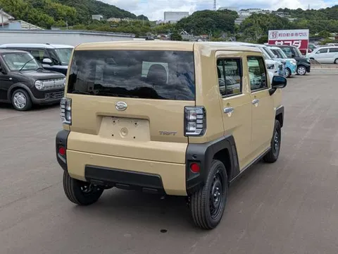 Daihatsu Taft