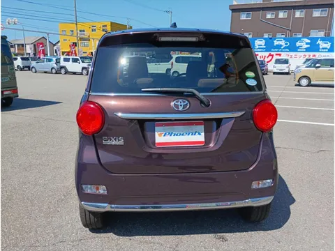 Toyota Pixis Joy