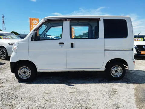 Toyota Pixis Van