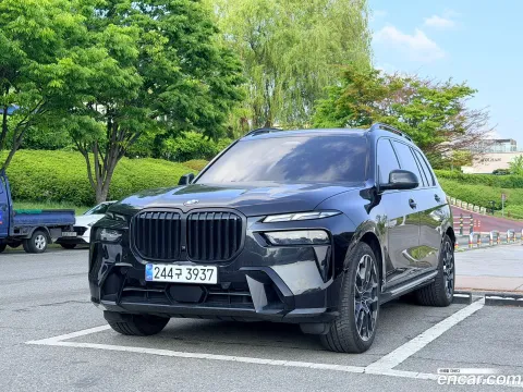 BMW X7