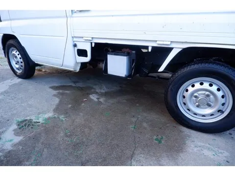 Nissan Clipper Truck