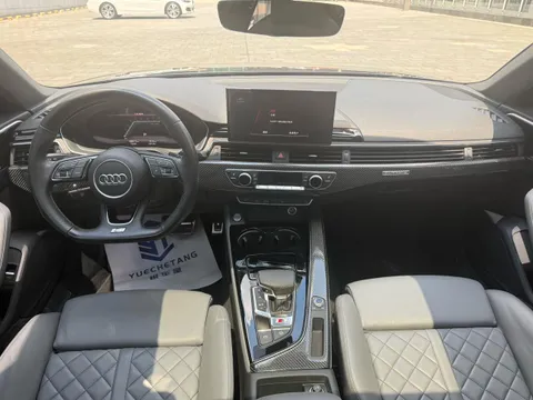 Audi S4