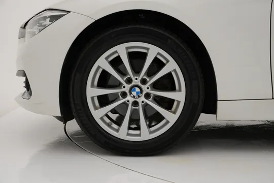 BMW BMW