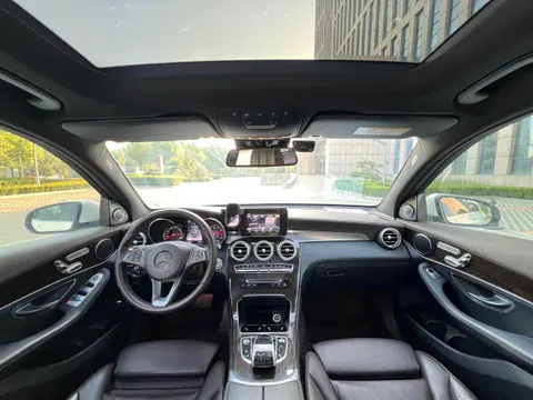 Mercedes-Benz Mercedes-Benz GLC