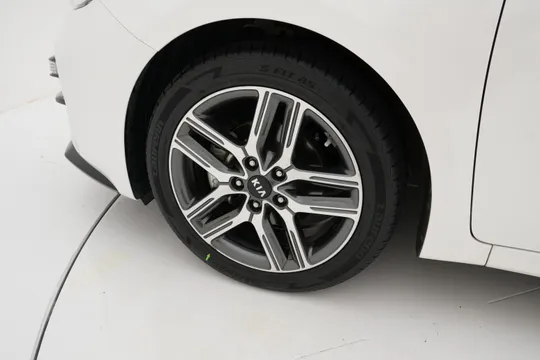 Kia Cerato (K3)