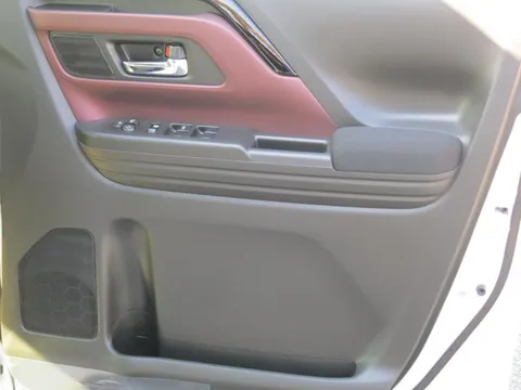 Suzuki Spacia Custom