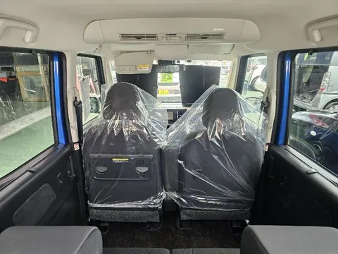 Mitsubishi eK Space Custom
