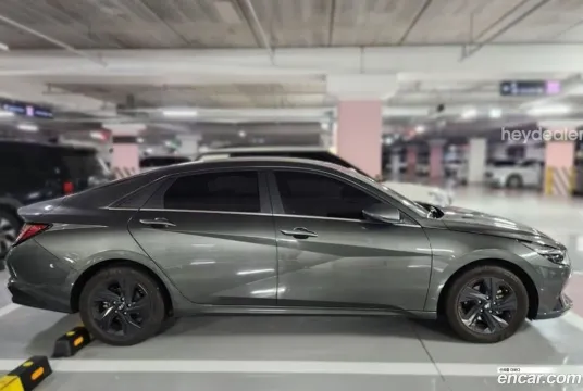 Hyundai Elantra (Avante)