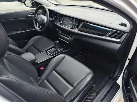 Hyundai Mistra