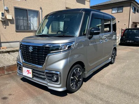 Suzuki Spacia Custom