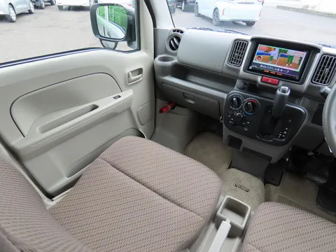 Nissan Clipper